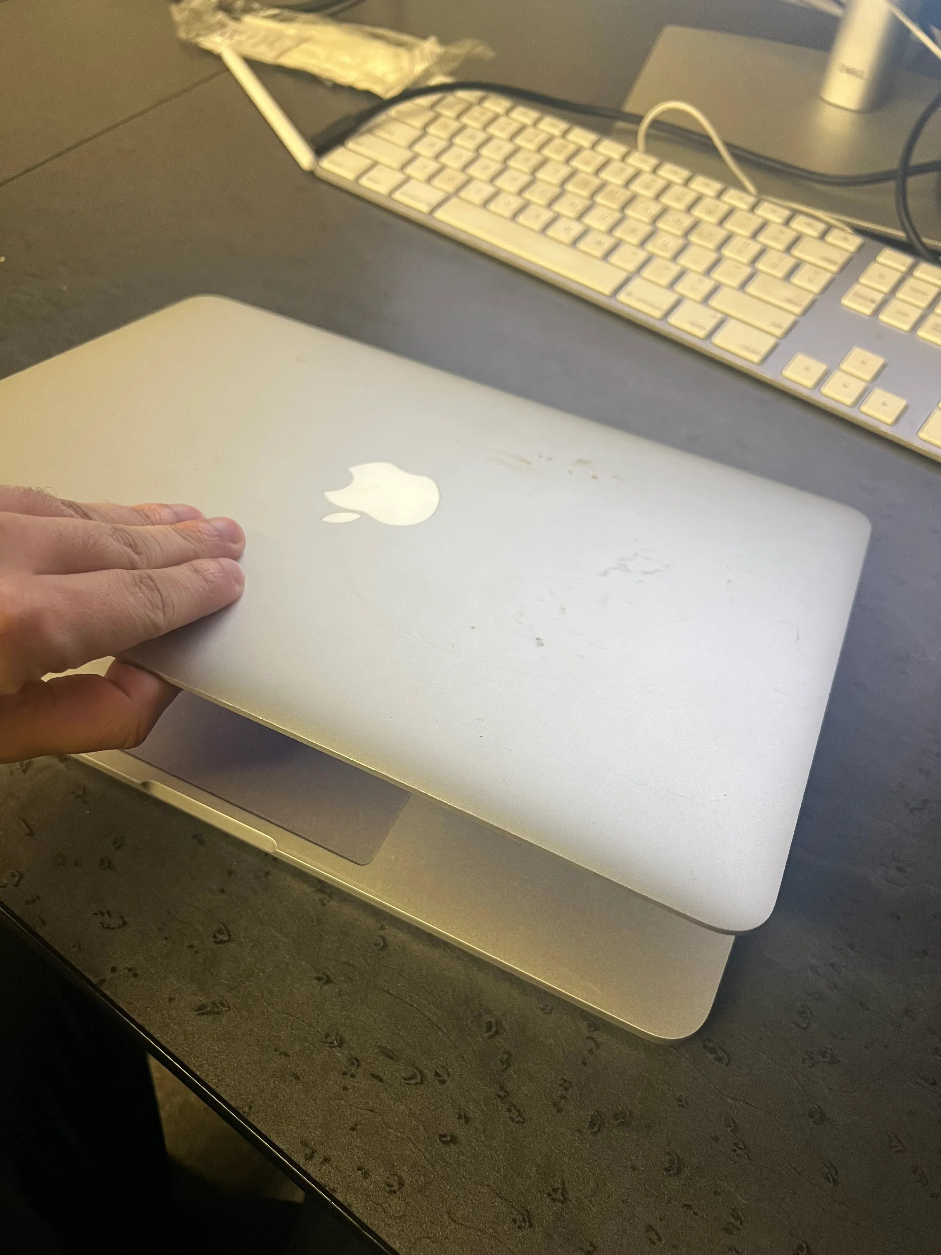 Interactive object 9: Laptop