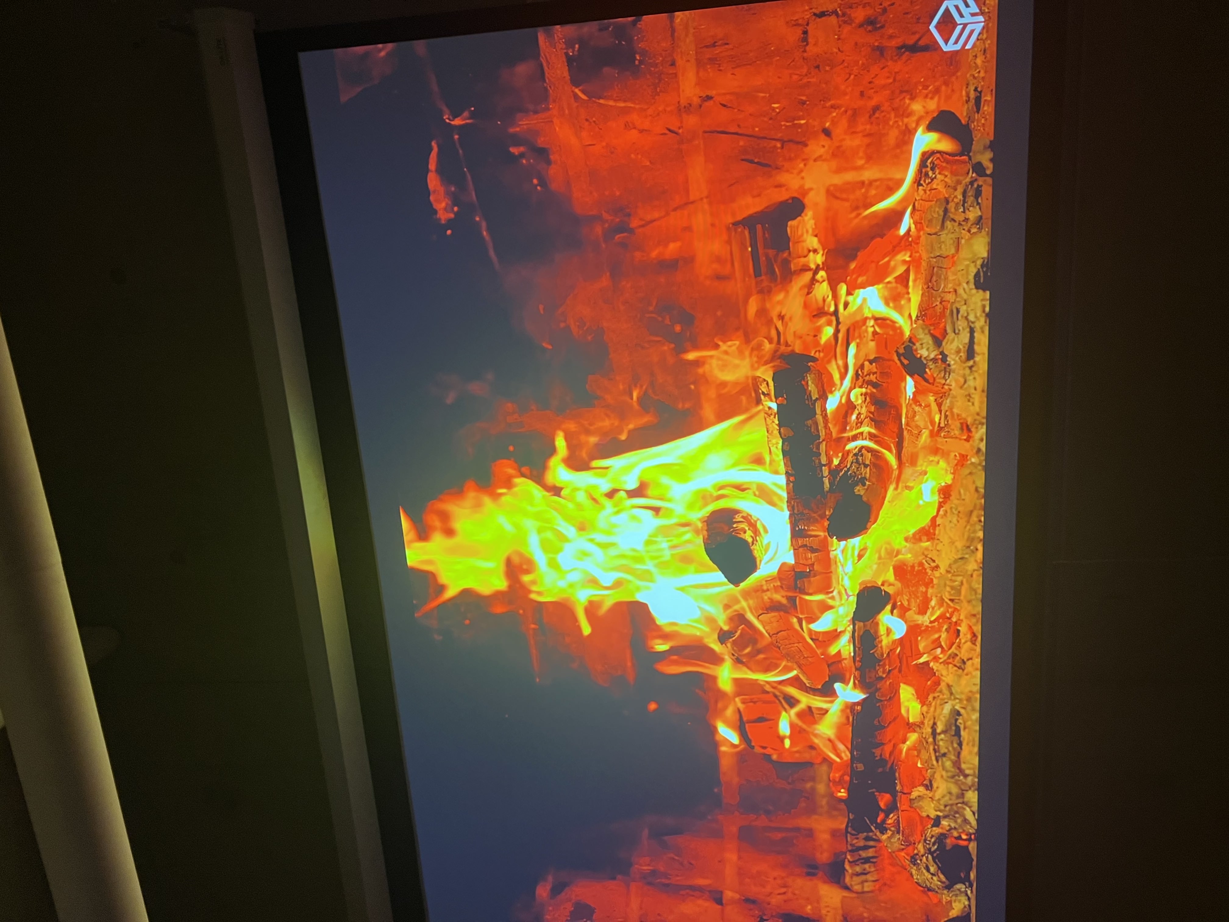 Sound of a fireplace