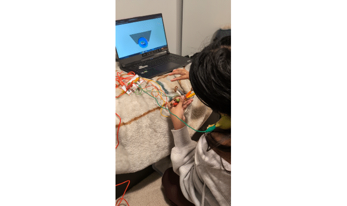 This is the formstorming my Peers and I worked on, exploring different ways we can use conductive and non conductive objects with the Makey Makey.